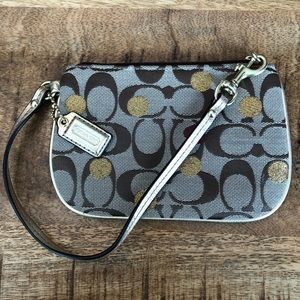 Classic Coach Wristlet (Limited Edition- Hearts)